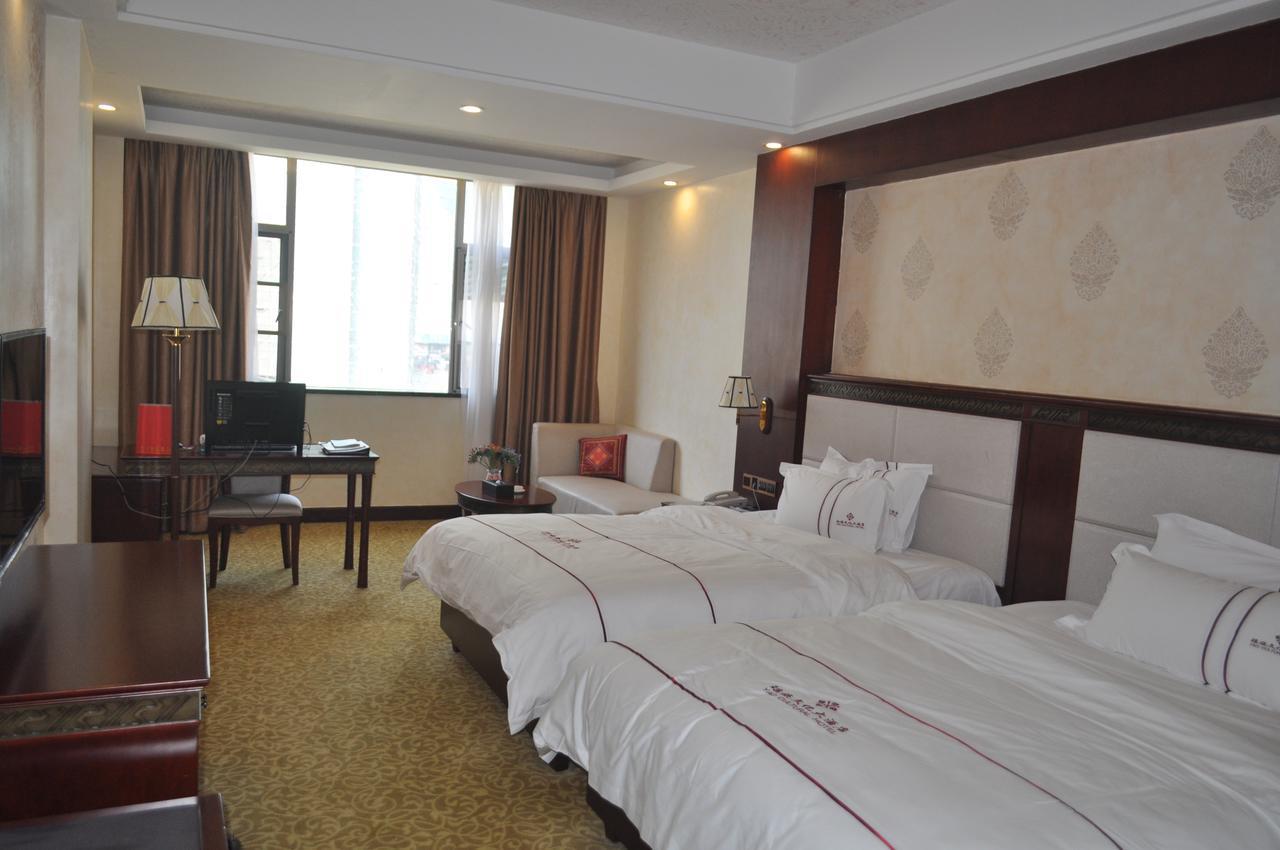 Liannan Guangdong Yao Cultural Hotel מראה חיצוני תמונה